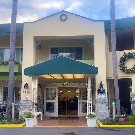 Quality Inn & Suites Anaheim At The Park Esterno foto