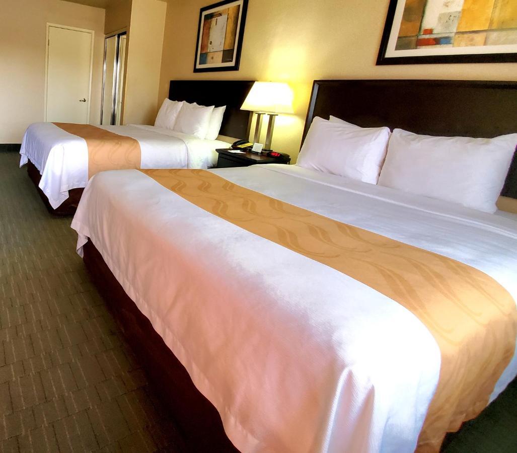 Quality Inn & Suites Anaheim At The Park Esterno foto