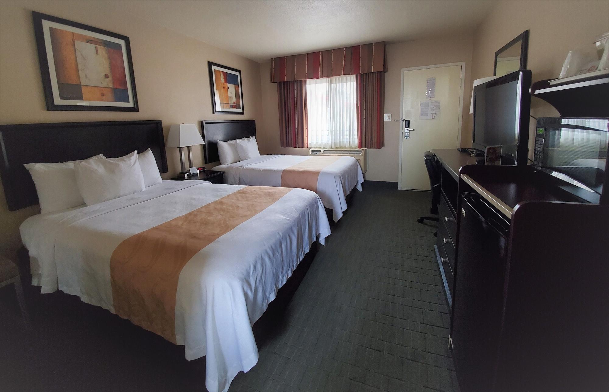 Quality Inn & Suites Anaheim At The Park Esterno foto