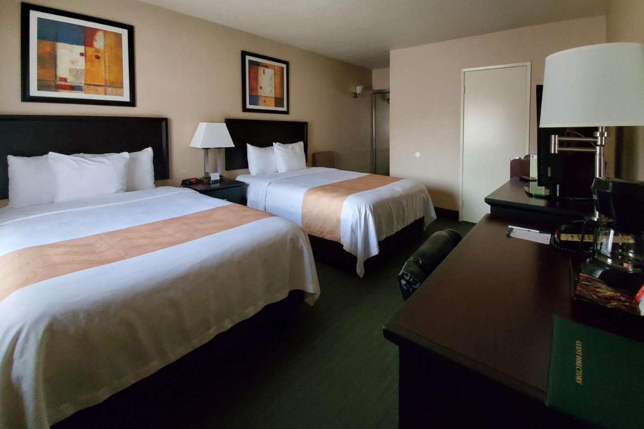 Quality Inn & Suites Anaheim At The Park Esterno foto