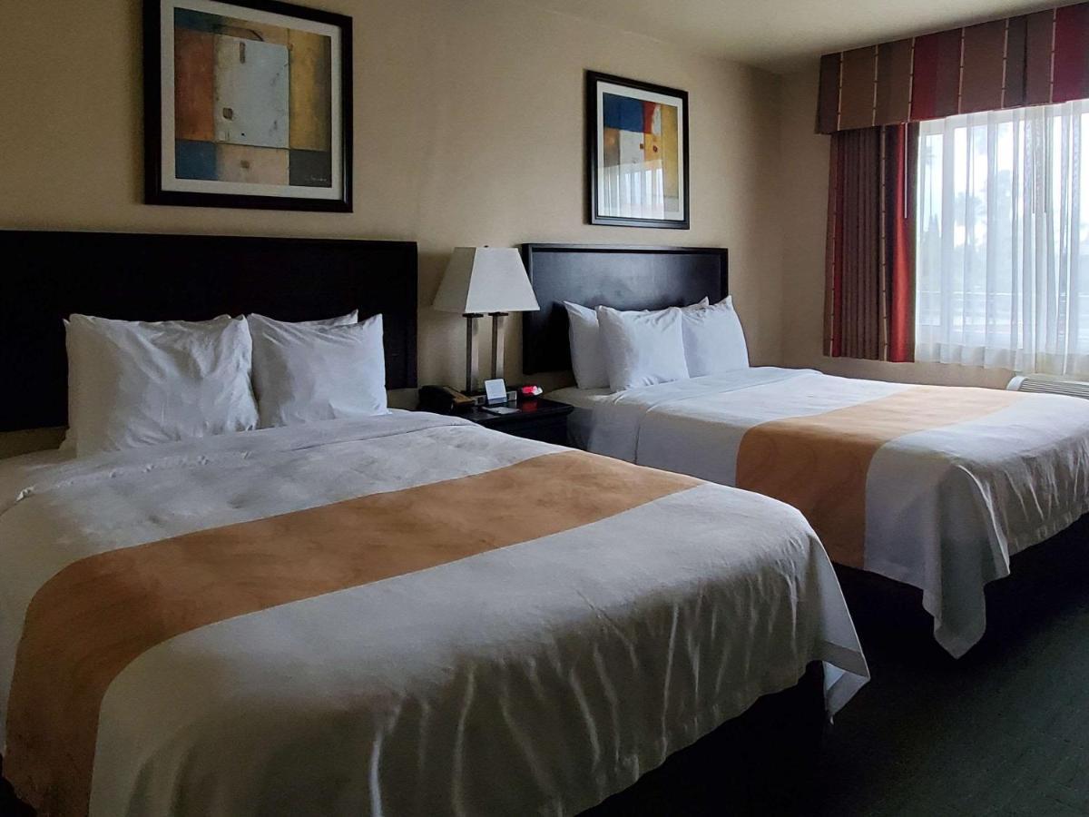 Quality Inn & Suites Anaheim At The Park Esterno foto