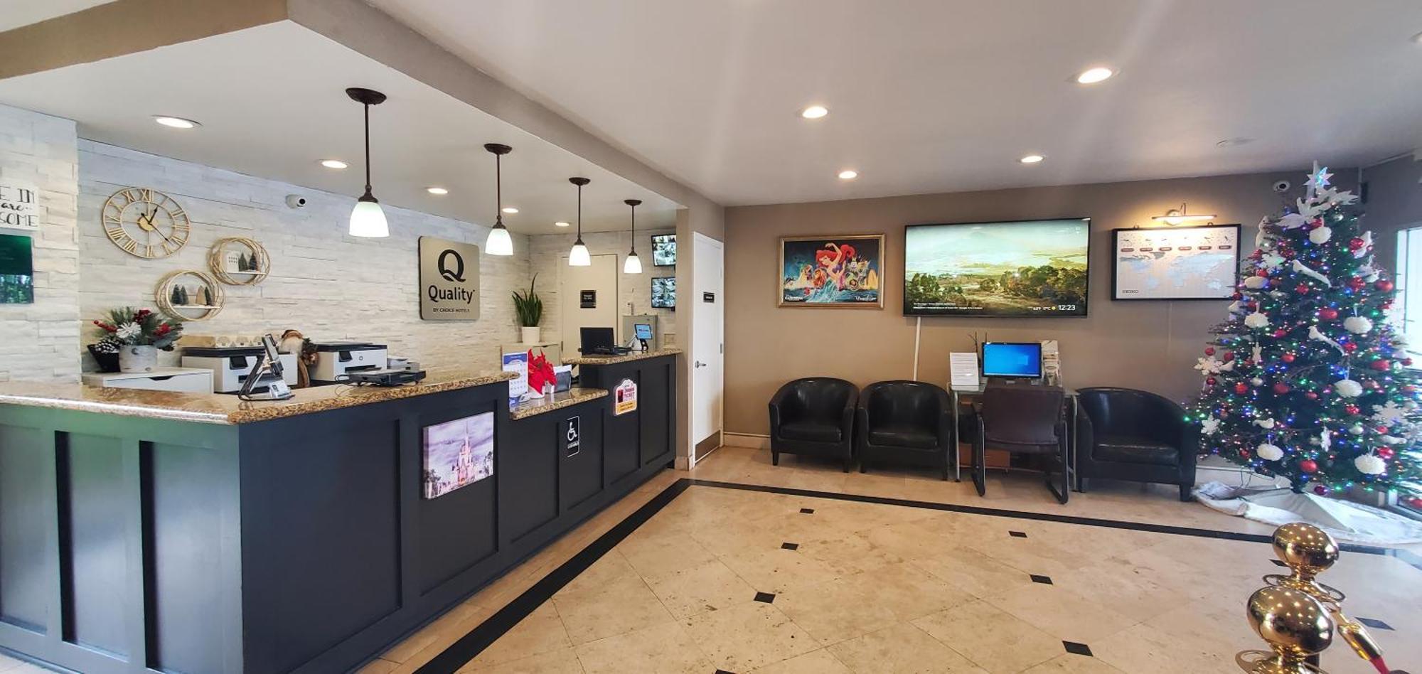 Quality Inn & Suites Anaheim At The Park Esterno foto